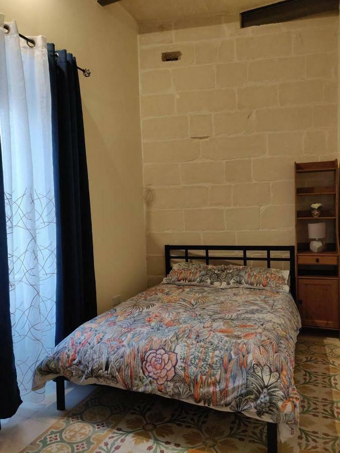 Rons Town House Apartamento Tarxien Exterior foto